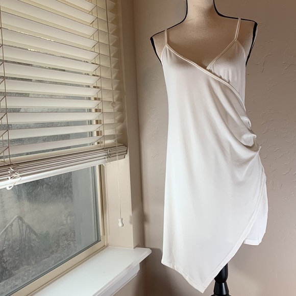 Ashuai Dresses & Skirts - Ashuai Summer Bodycon Spaghetti Strap Cami Asymmetrical Tulip Hem Dress - M